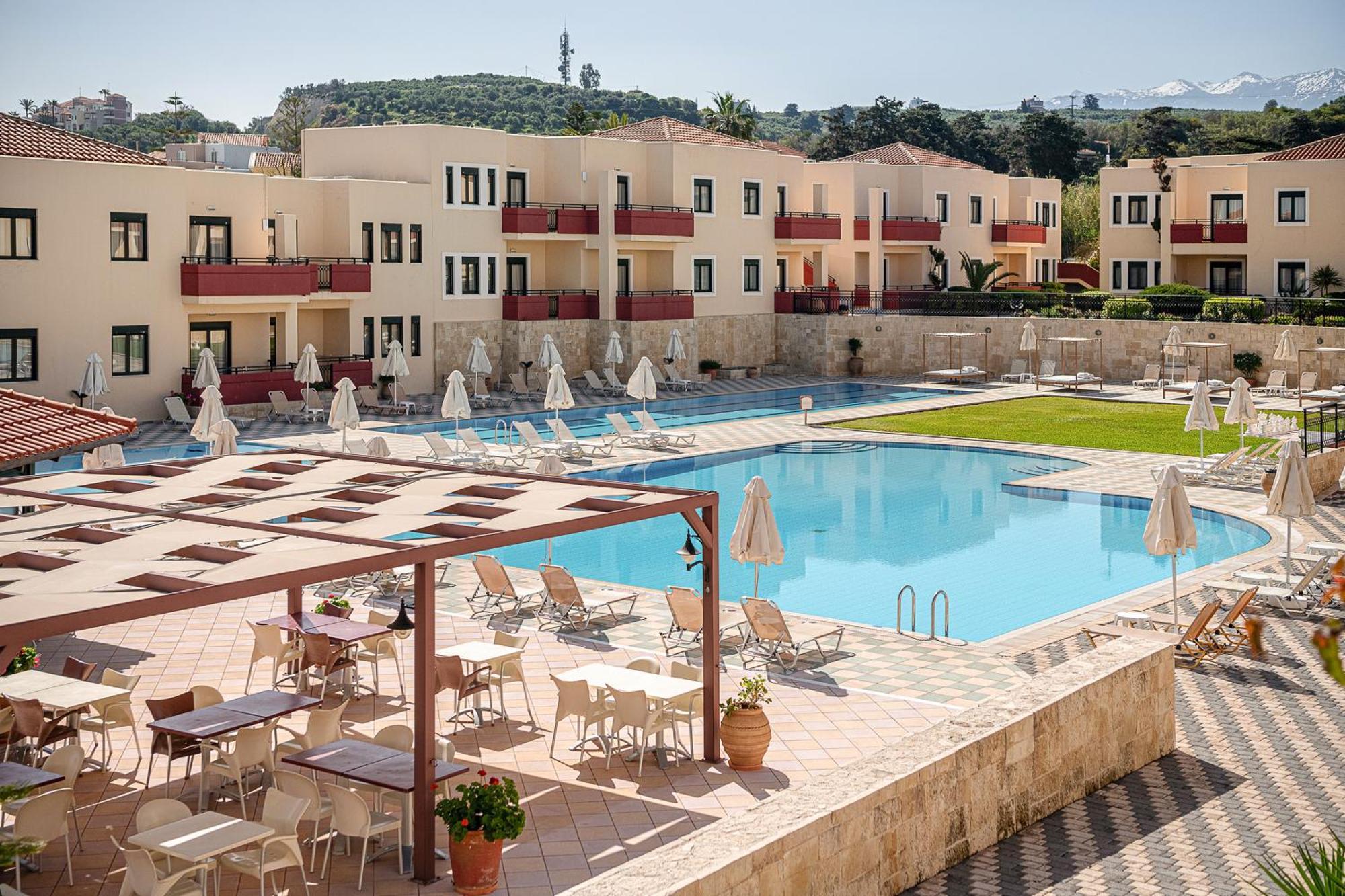 Kambos Village Agia Marina 외부 사진